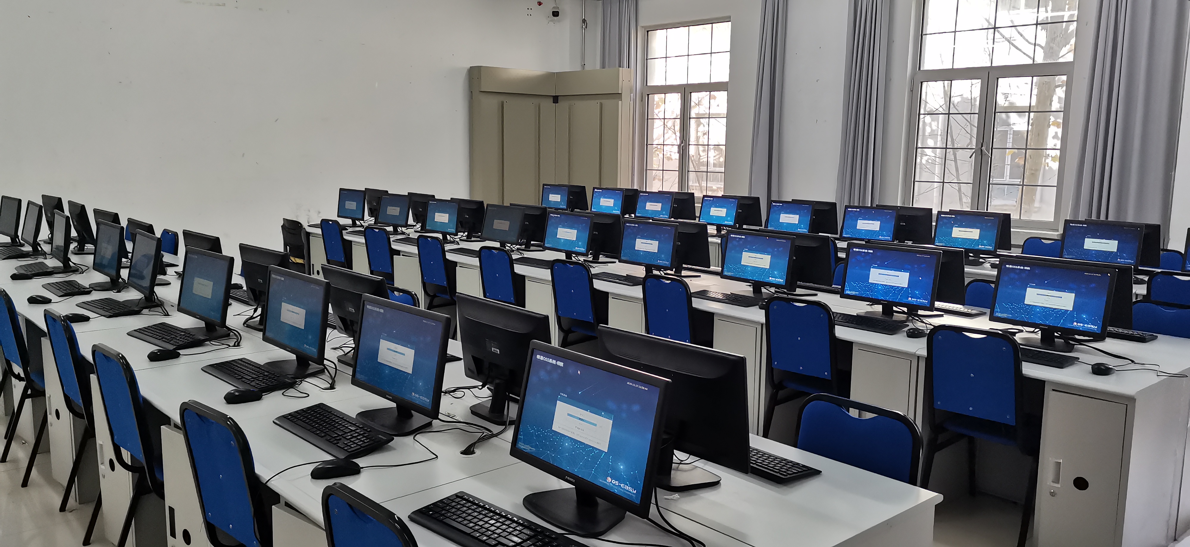 天津海运职业学院信息工程系计算机网络技术实训室 打造专业计算机技术培训基地